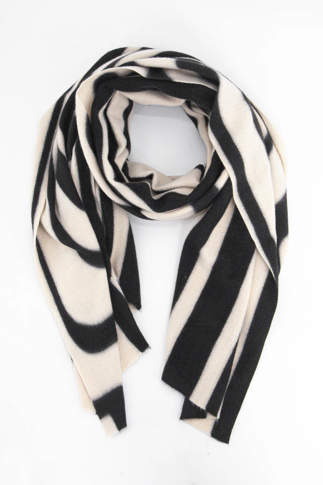 Black and White Geometric Midweight Scarf