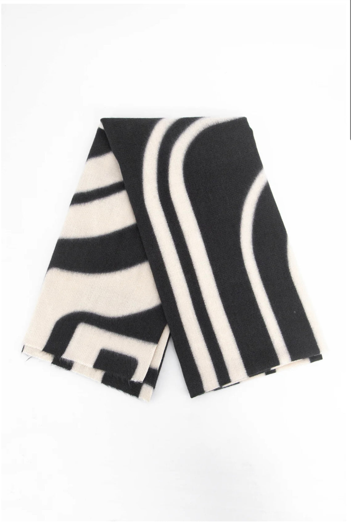 Black and White Geometric Midweight Scarf