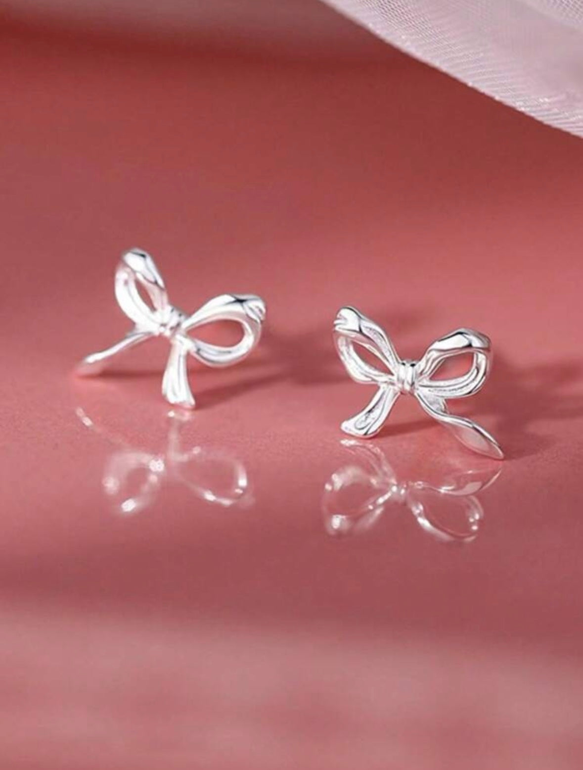 Mini Bow Studs