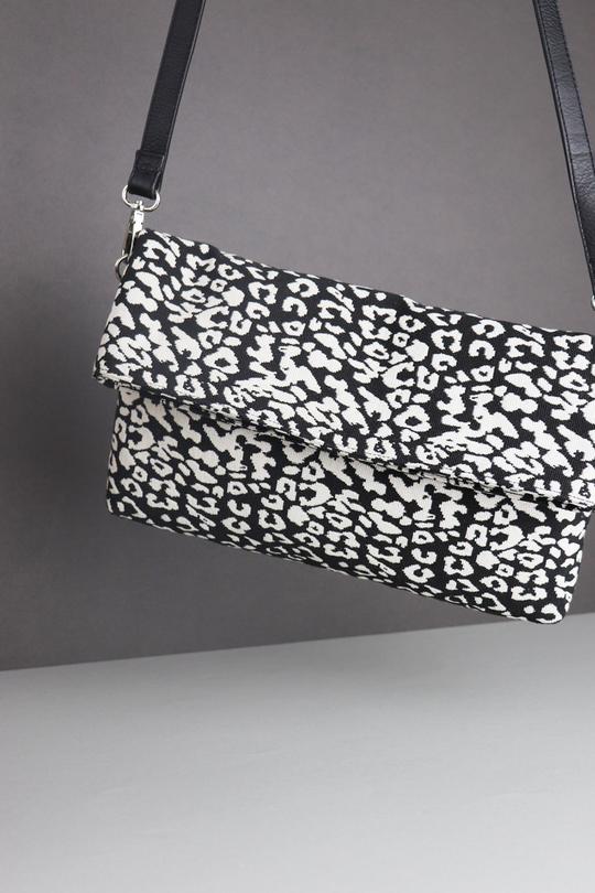 Leopard Print Versatile Handbag