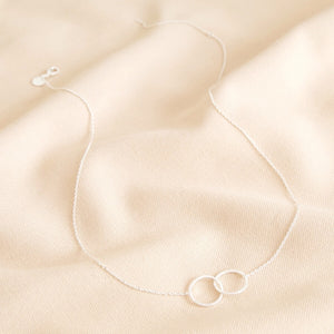 Interlocking Hoops Necklace - Silver
